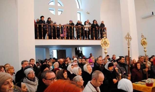 Новозбудований храм Святого Миколая Чудотворця освятили у Донецьку Новозбудований храм Святого Миколая Чудотворця освятили у Донецьку